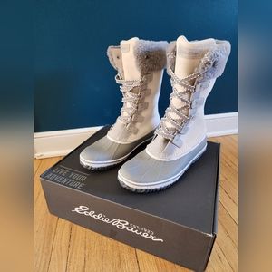 EDDIE BAUER - SIZE 11 - HUNT PACK DELUX - WOMENS SNOW BOOT WITH FAUX FUR (SNOW)